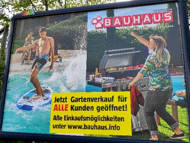 Werbeplakat von Bauhaus mit dem Titel "Jetzt Gartenverkauf für ALLE Kunden geöffnet!"
