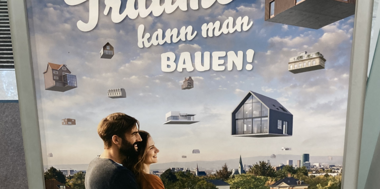 Werbeplakat von Schwäbisch Hall mit dem Titel "Träume kann man bauen"