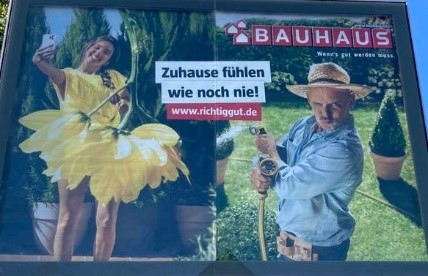 Werbeplakat von Bauhaus mit dem Titel "Zuhause fühlen wie noch nie!"