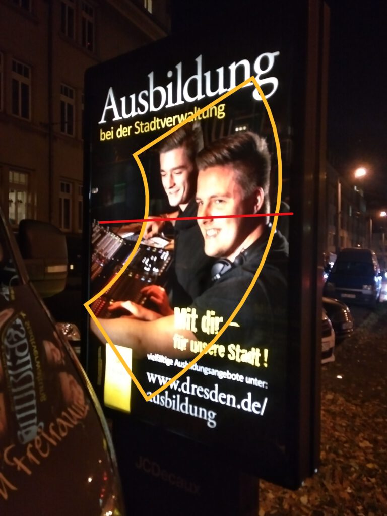 Bild eines Werbeplakats mit Planimetrielinien mit zwei jungen Männern an einem Mischpult und dem Titel "Ausbildung bei der Stadtverwaltung"