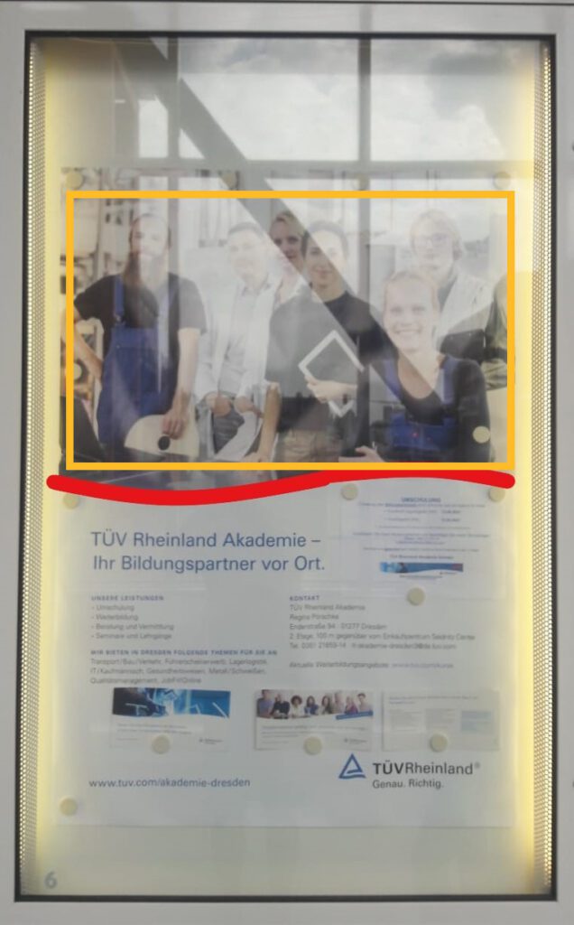 Foto eines Plakates mit Planimetrielinien der TÜV Rheinland Akademie mit sechs verschiedenen Personen